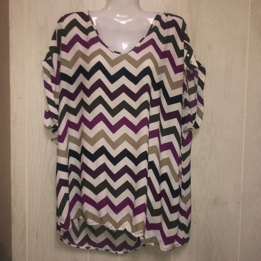 Patterned blouse for any going out event